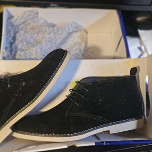 NEW Tony Shoe - Black sueade on white soals never worn size: 9 1/2